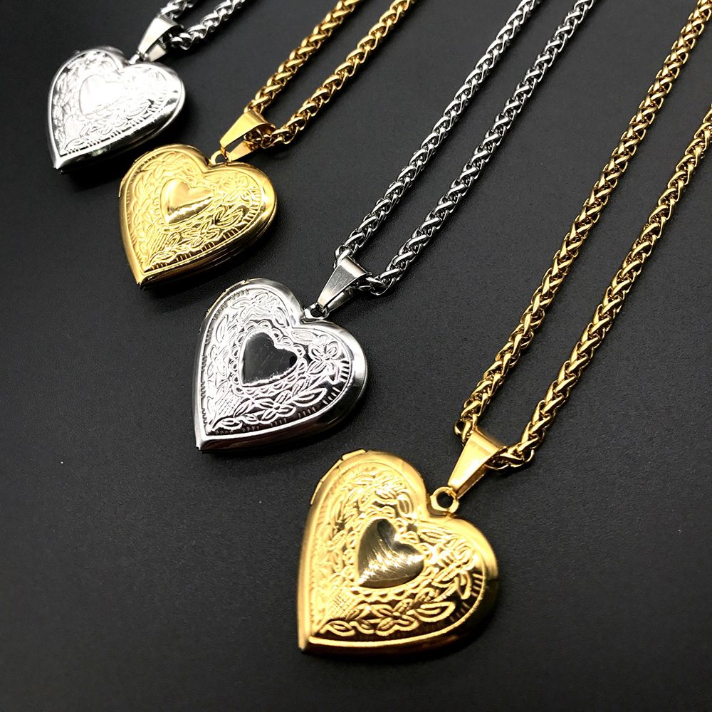 Heart Locket Necklace Photo - Fashion Photo Picture Locket Necklace Heart