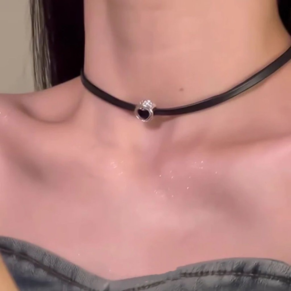 Y2K Gothic Love Heart Pendant  - огляд і ціна Layered Pendant Necklace Aesthetic