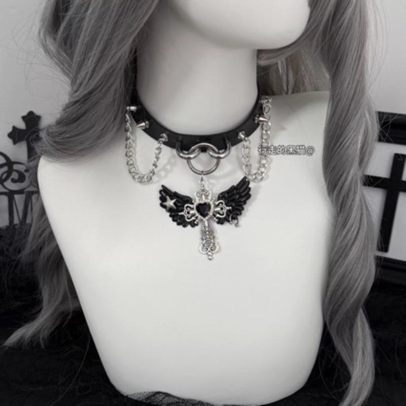 Gothic Subculture Angel Wing C - огляд і ціна Layered Pendant Necklace Aesthetic