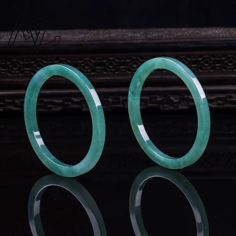 Natural Emerald 48-62mm Burmes - огляд і ціна Bracelets